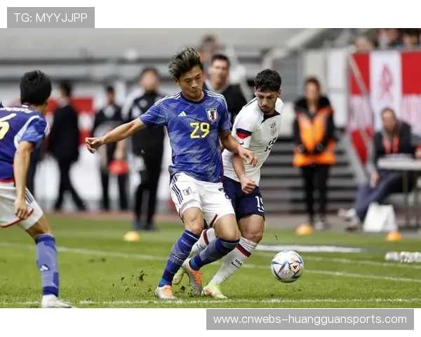 门兴火力全开多点开花 哈里斯町野修斗携手闪耀助球队取胜